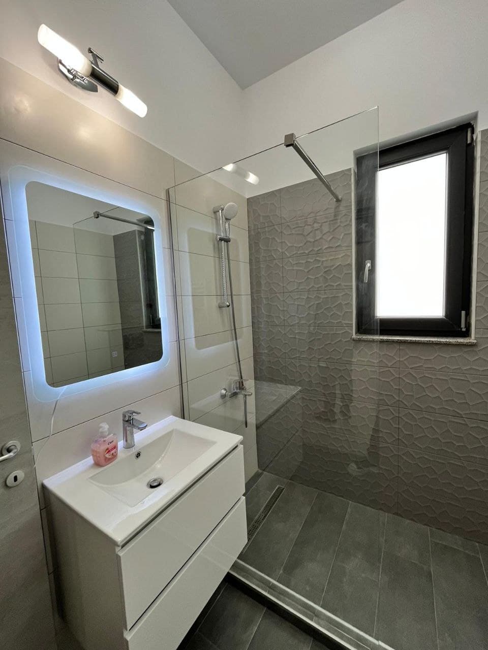 Квартира в Mamaia, 2 комн., 65 м² — фото 9