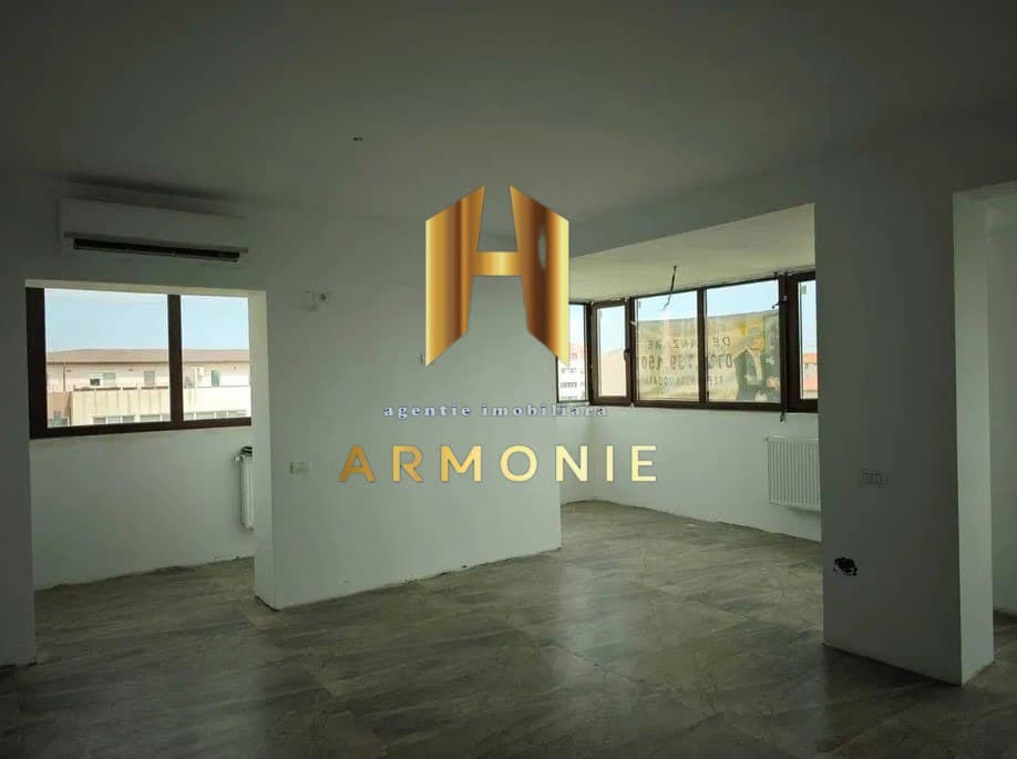 Квартира в Constanta, 2 комн., 90 м² — фото 4