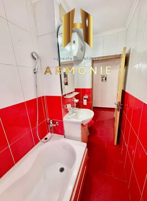 Квартира в Constanta, 3 комн., 55 м² — фото 8