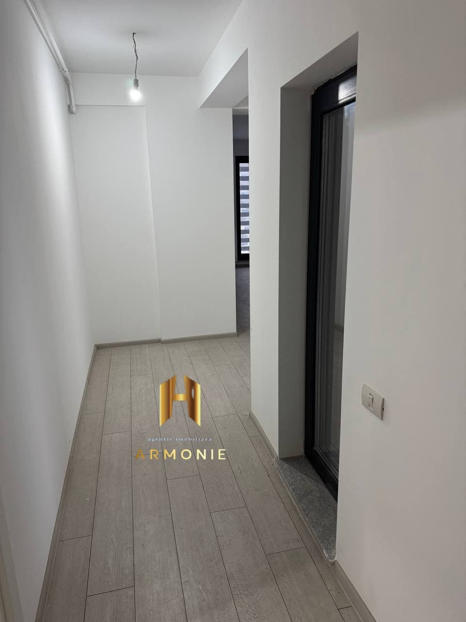 Квартира в Mamaia, 2 комн., 87 м² — фото 2