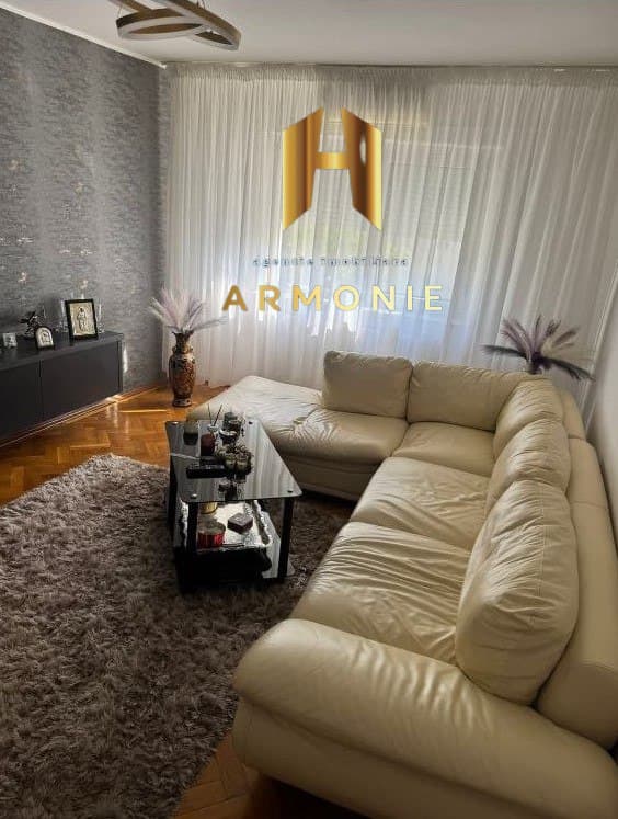 Квартира в Constanta, 3 комн., 72 м² — фото 1