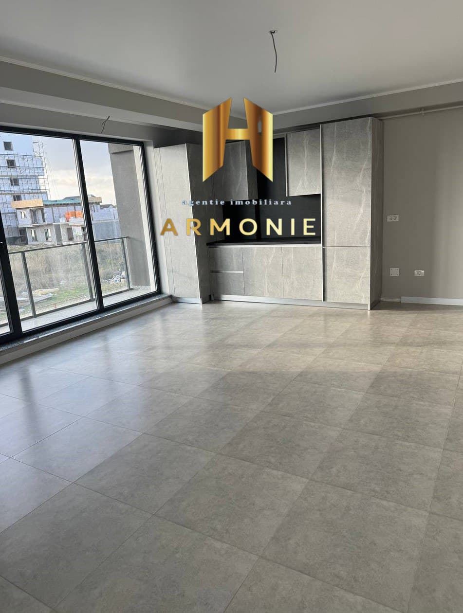 Квартира в Mamaia, 3 комн., 103 м²