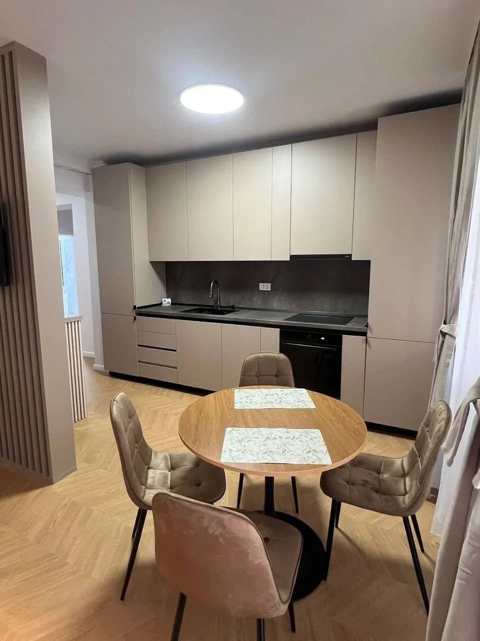 Квартира в Constanta, 2 комн., 60 м²