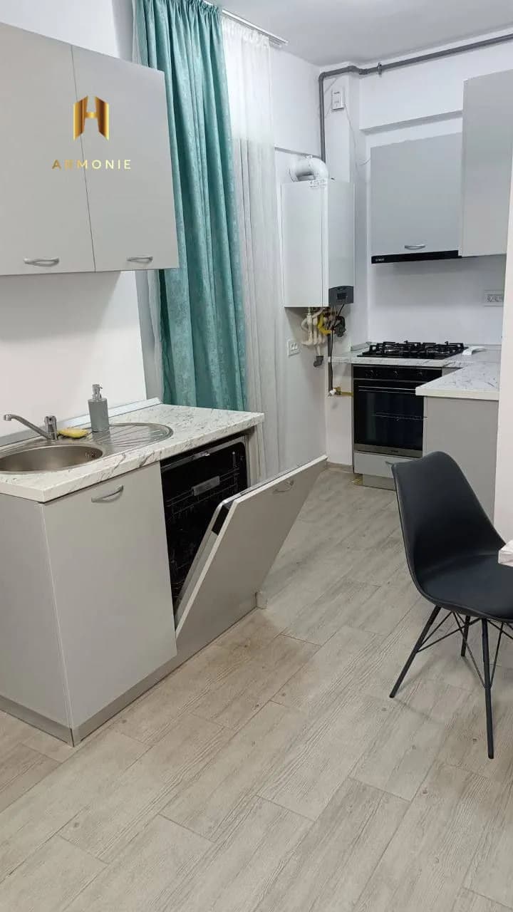 Квартира в Mamaia, 3 комн., 76 м²