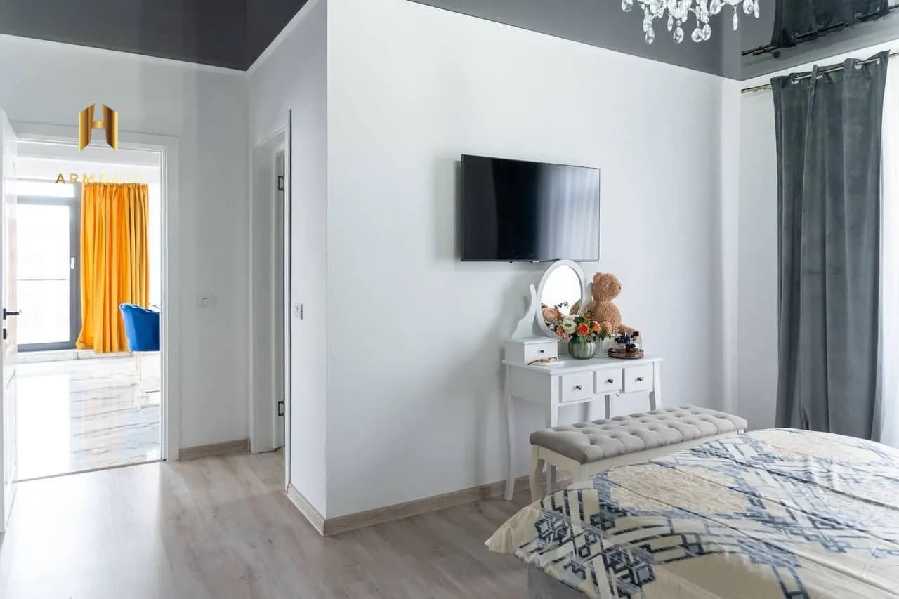 Квартира в Mamaia, 2 комн., 118 м² — фото 8
