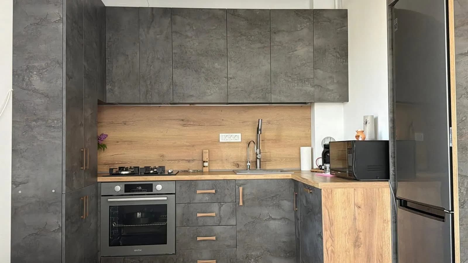 Квартира в Constanta, 3 комн., 90 м²
