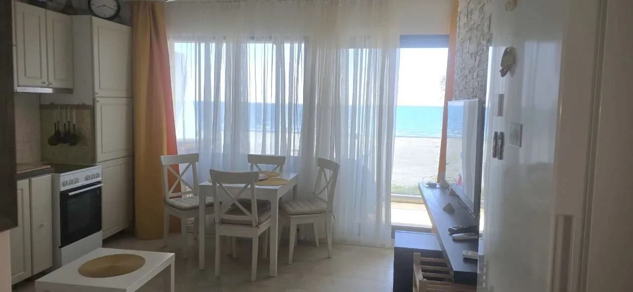 Квартира в Mamaia, 2 комн., 43 м² — фото 2