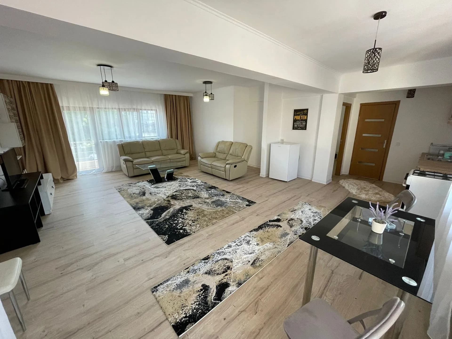 Квартира в Constanta, 2 комн., 70 м² — фото 2