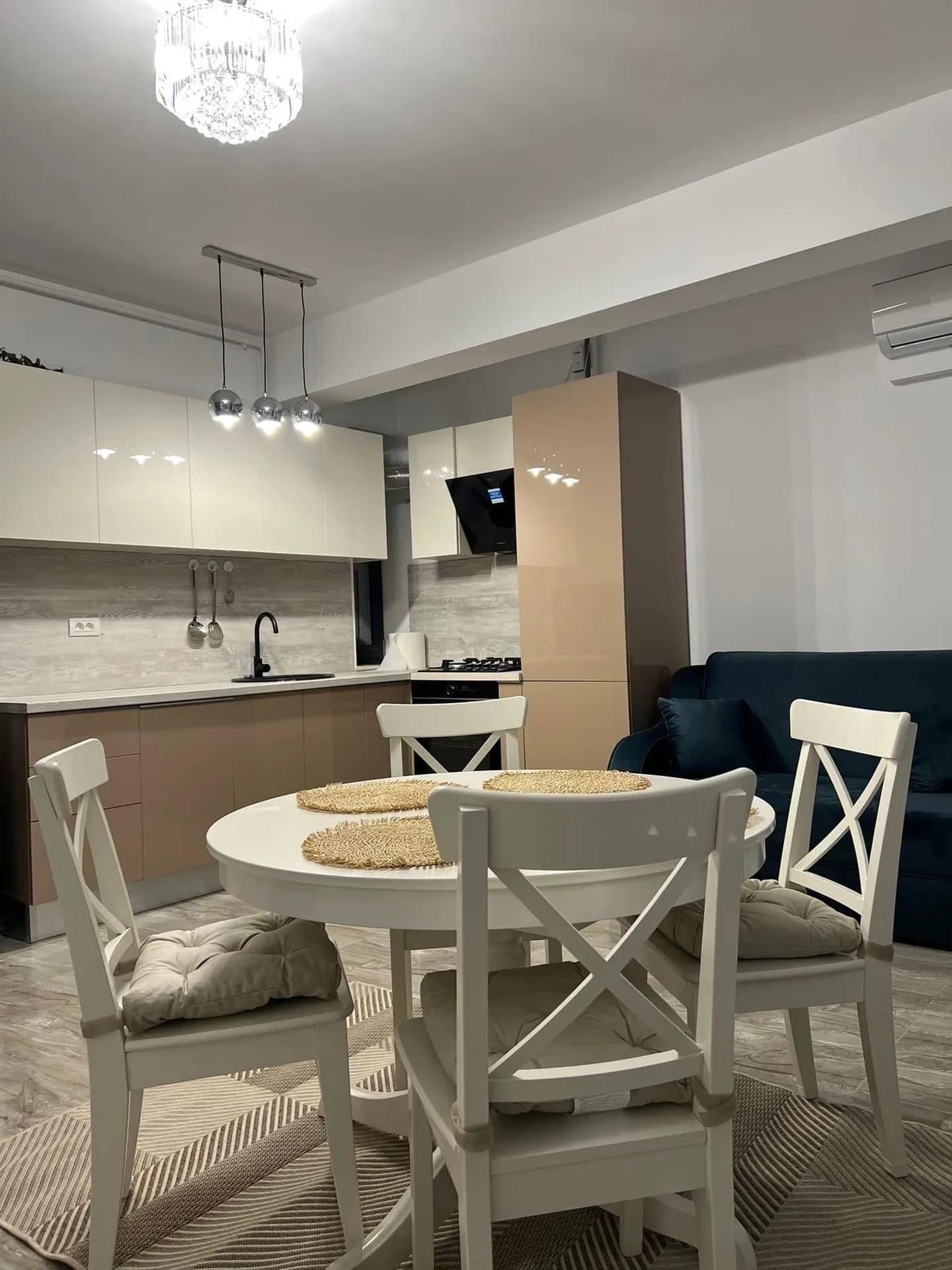 Квартира в Mamaia, 2 комн., 60 м² — фото 1