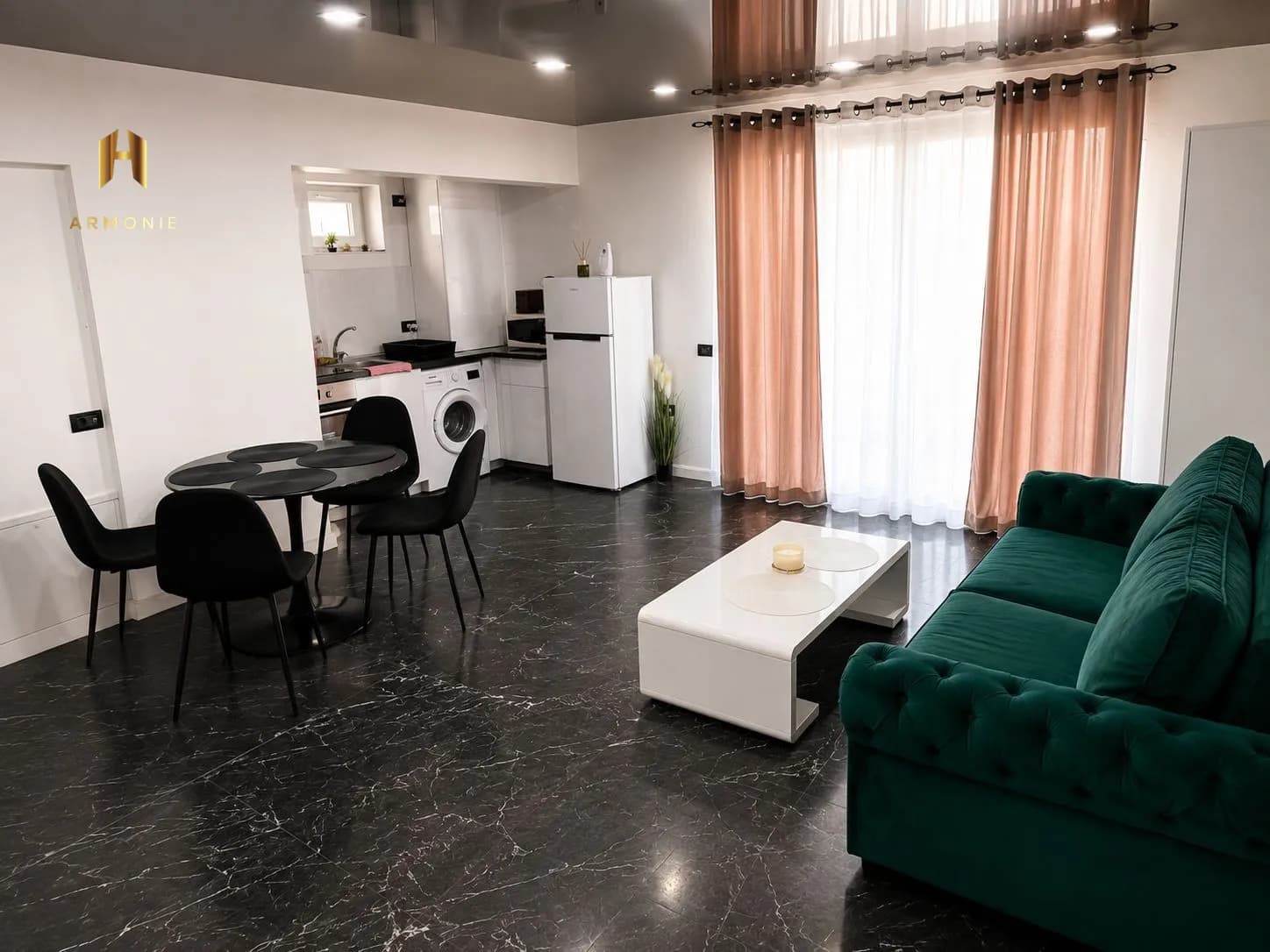 Квартира в Mamaia, 2 комн., 45 м² — фото 1