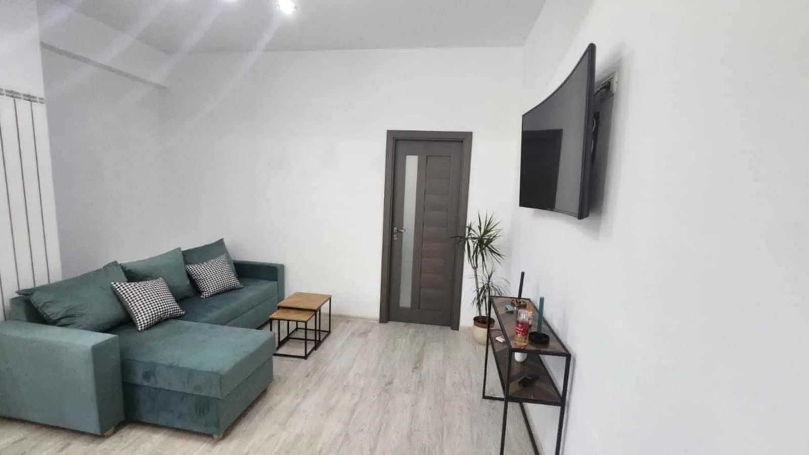 Квартира в Constanta, 2 комн., 50 м² — фото 2