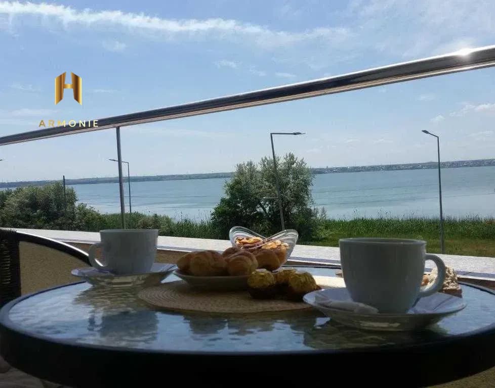 Квартира в Mamaia, 2 комн., 47 м² — фото 8
