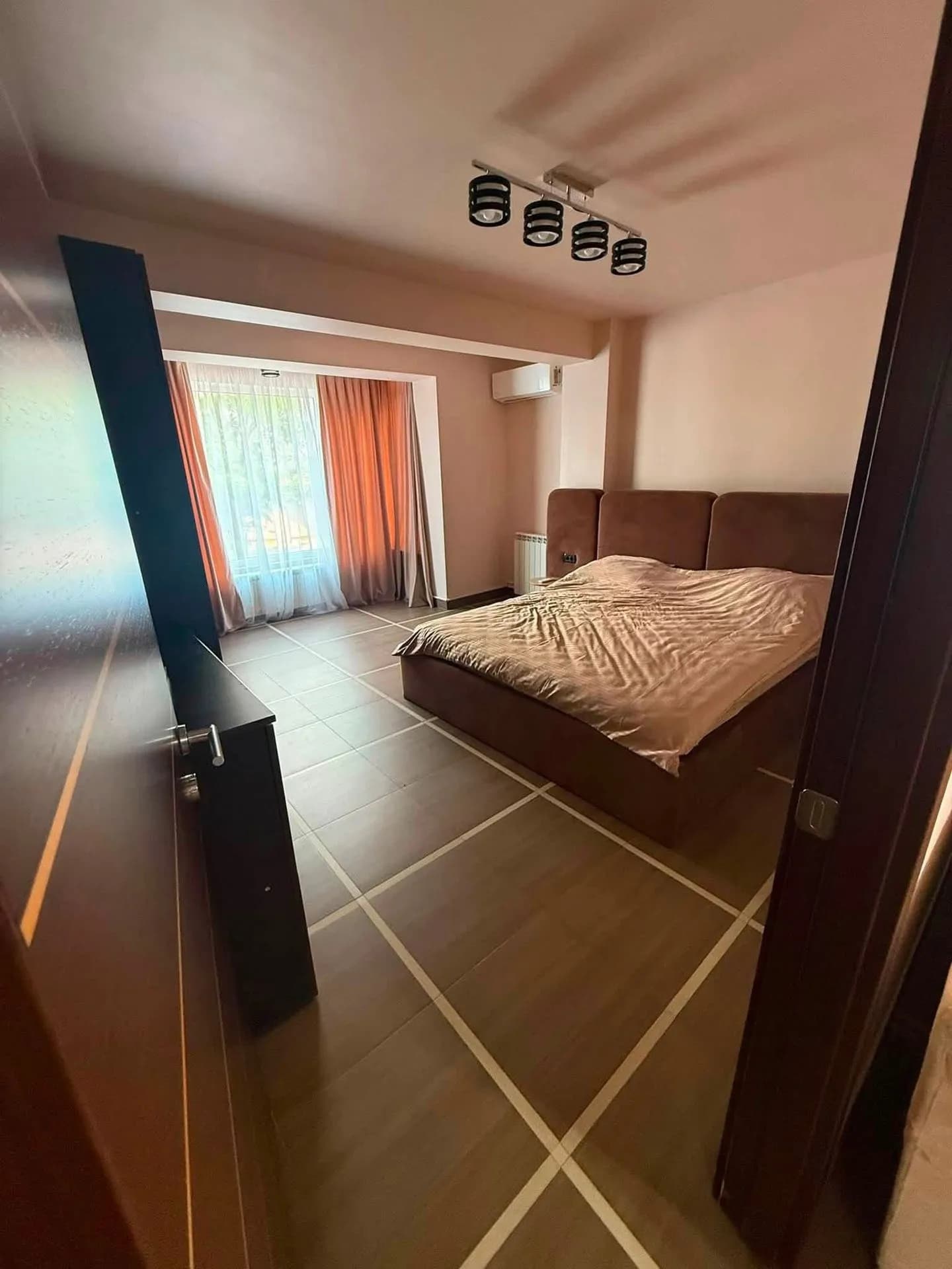 Квартира в Mamaia, 3 комн., 110 м² — фото 2