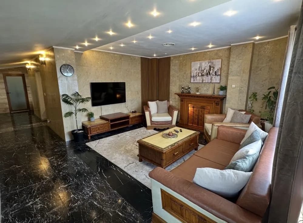 Квартира в Constanta, 3 комн., 125 м² — фото 1