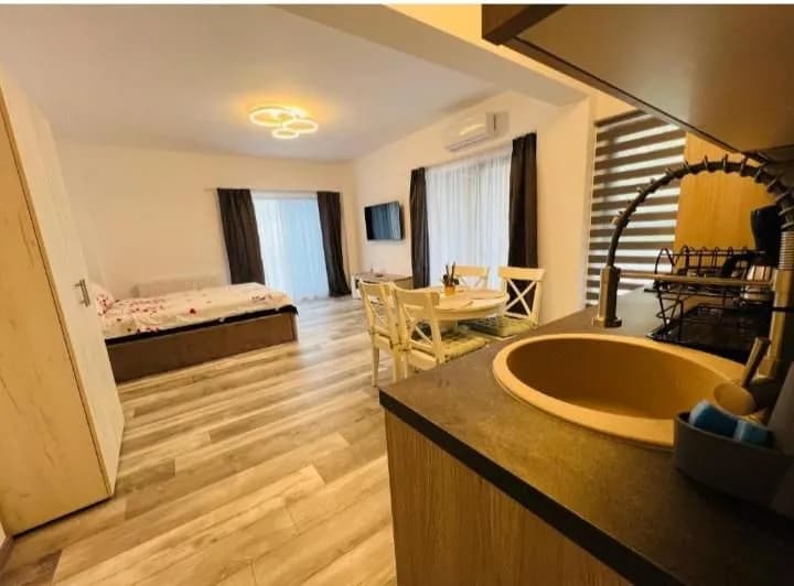 Квартира в Mamaia, 1 комн., 30 м²