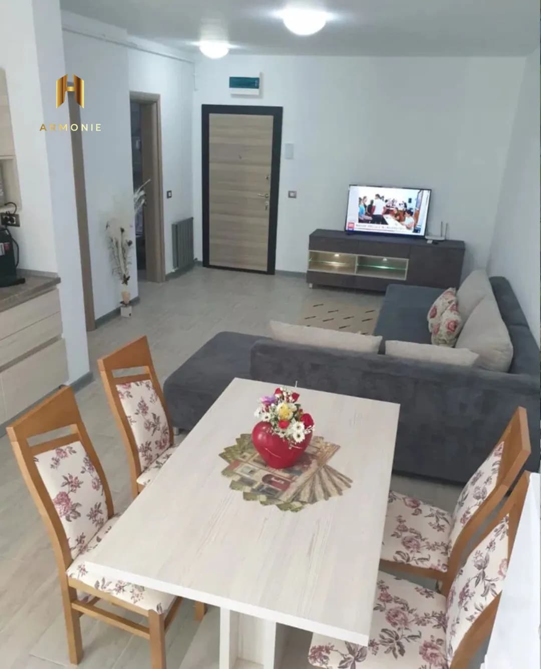 Квартира в Mamaia, 2 комн., 47 м² — фото 2