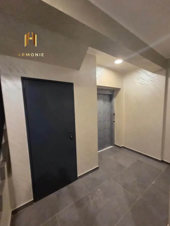 Квартира в Constanta, 2 комн., 55 м² — фото 2