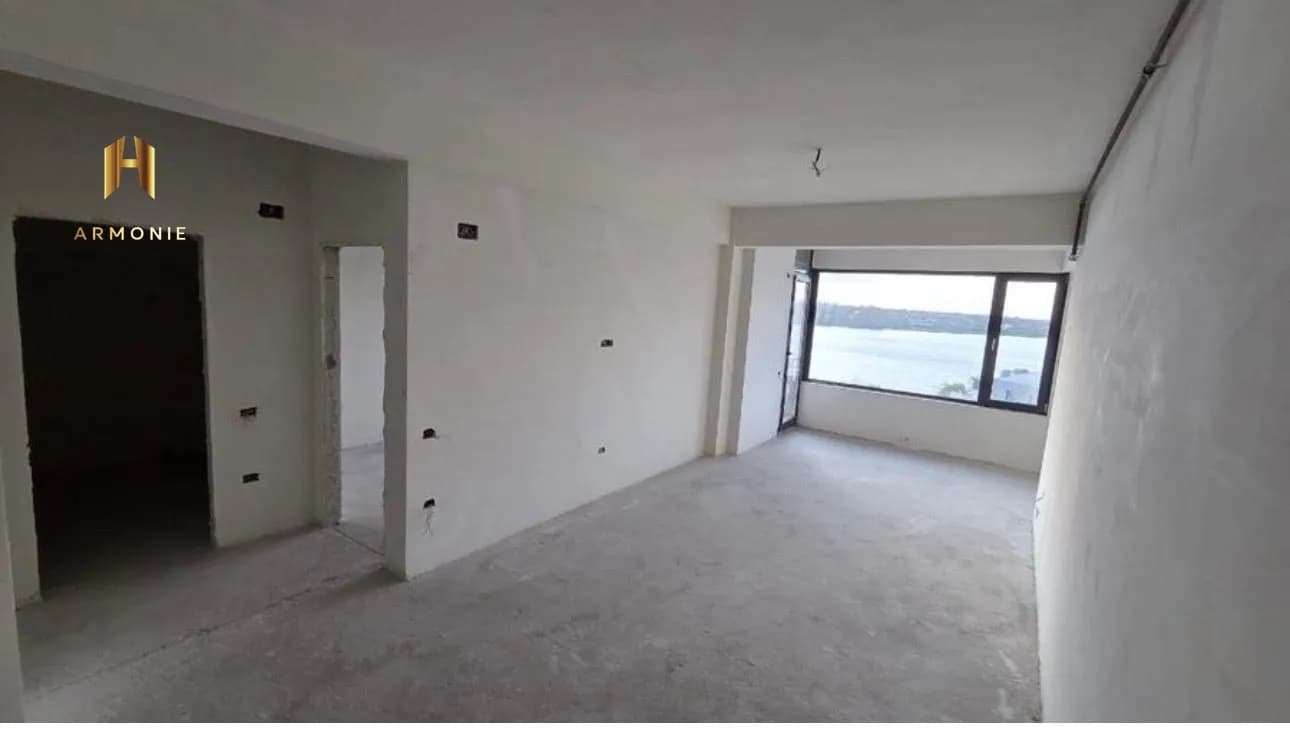 Квартира в Constanta, 2 комн., 52 м²