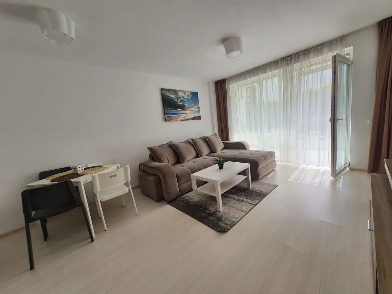 Квартира в Mamaia, 2 комн., 55 м² — фото 3