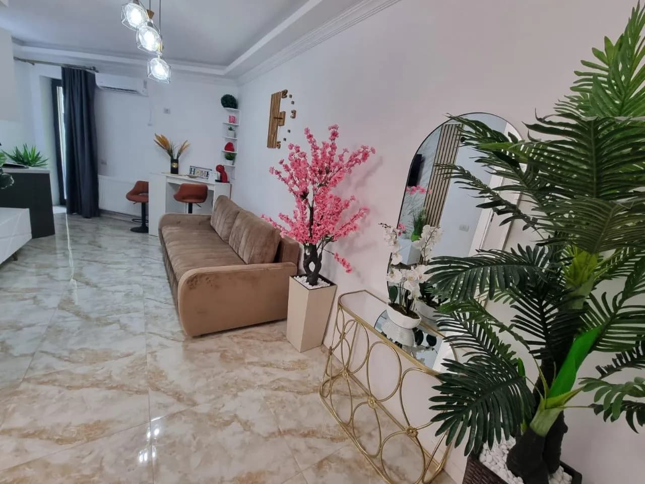 Квартира в Mamaia, 2 комн., 56 м²