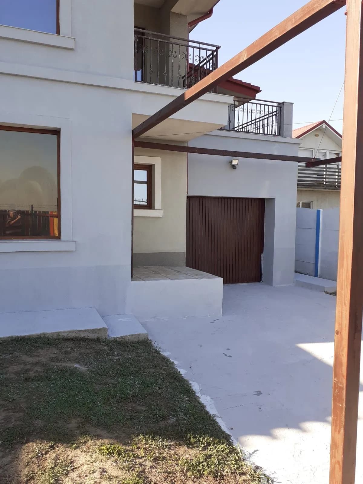 Дом в Navodari, 5 комн., 280 м²