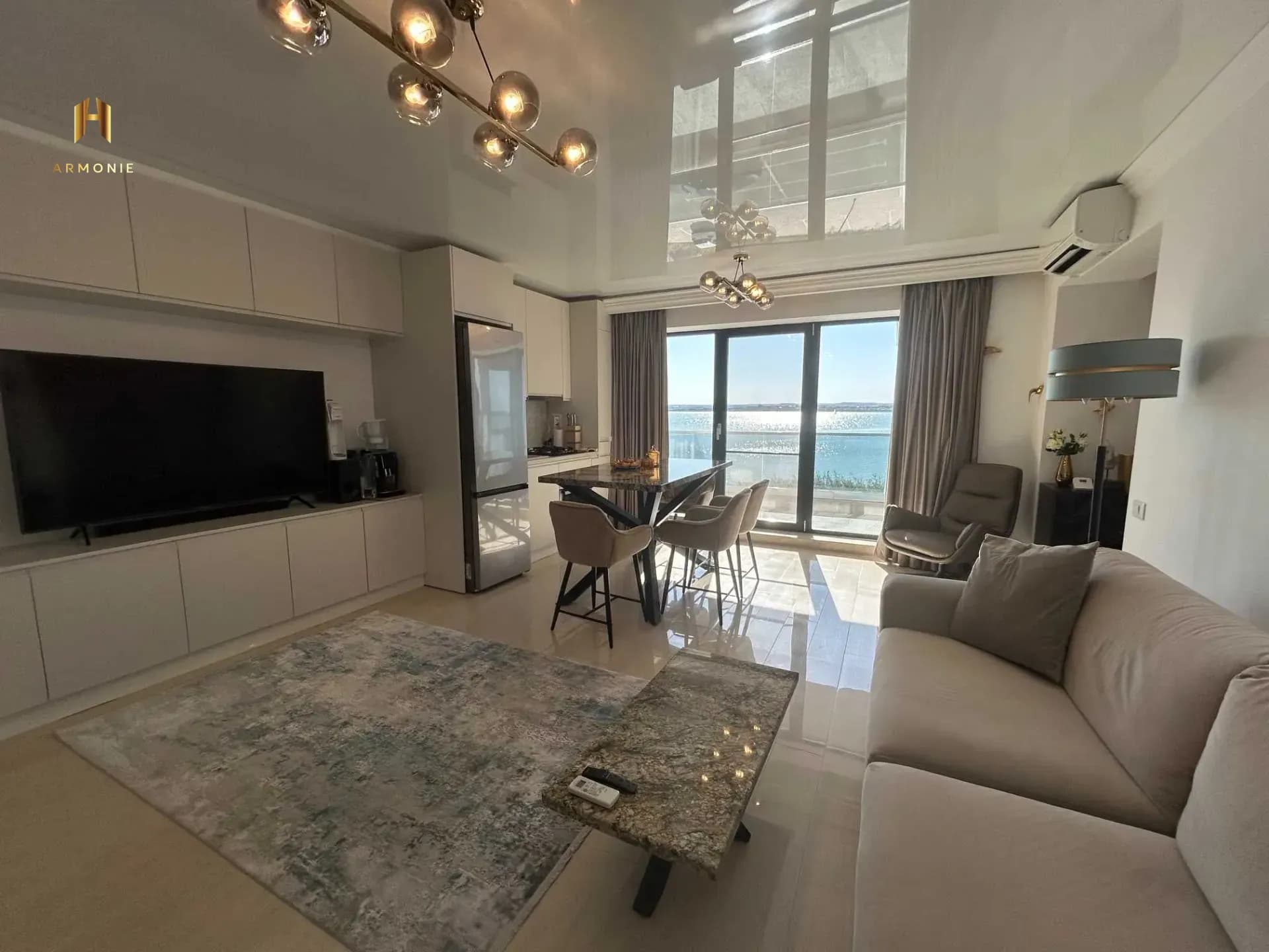 Квартира в Mamaia, 3 комн., 91 м²
