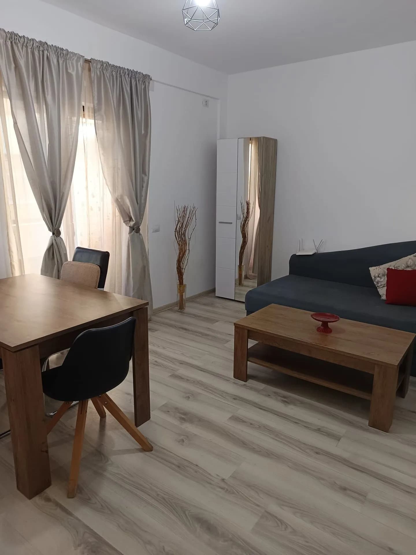 Квартира в Constanta, 2 комн., 65 м²