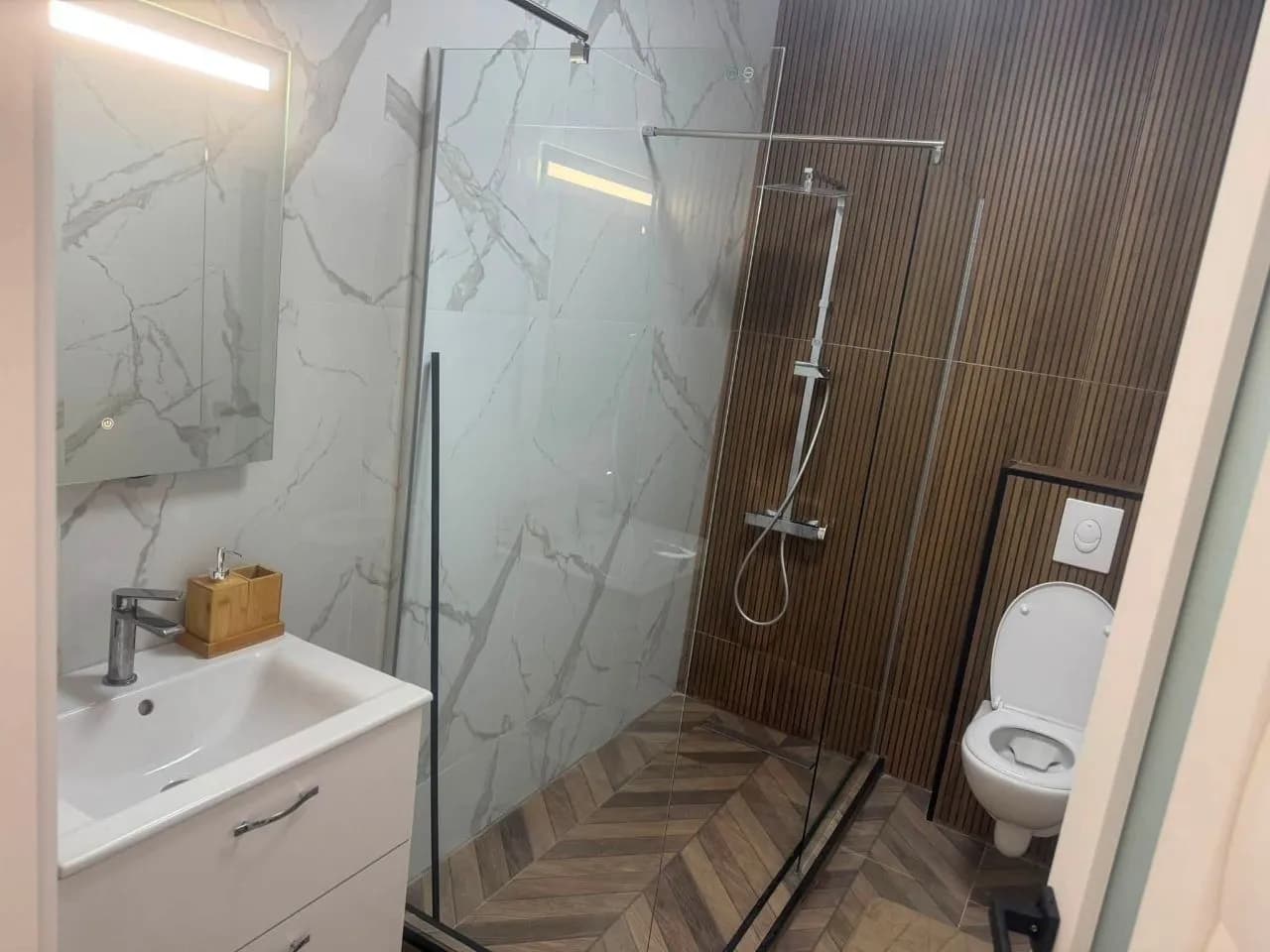 Квартира в Constanta, 2 комн., 70 м² — фото 8