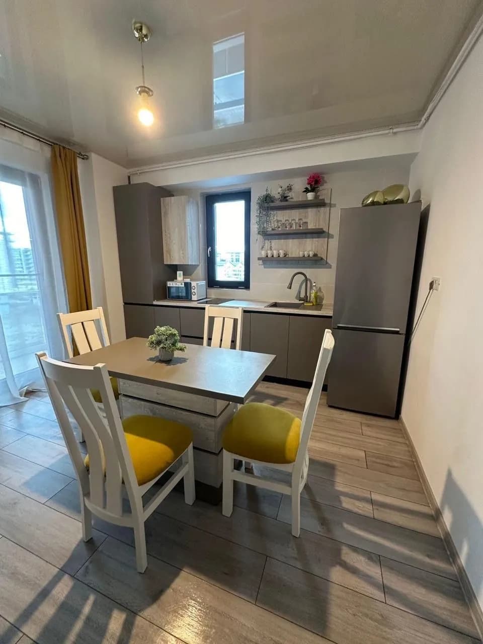 Квартира в Mamaia, 1 комн., 40 м²