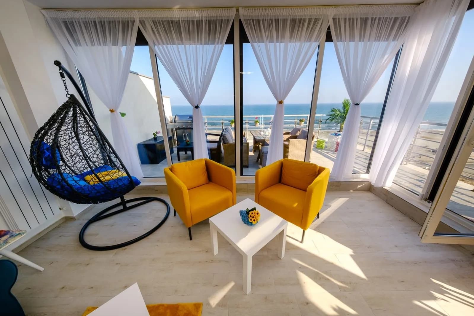 Квартира в Mamaia, 3 комн., 124 м²
