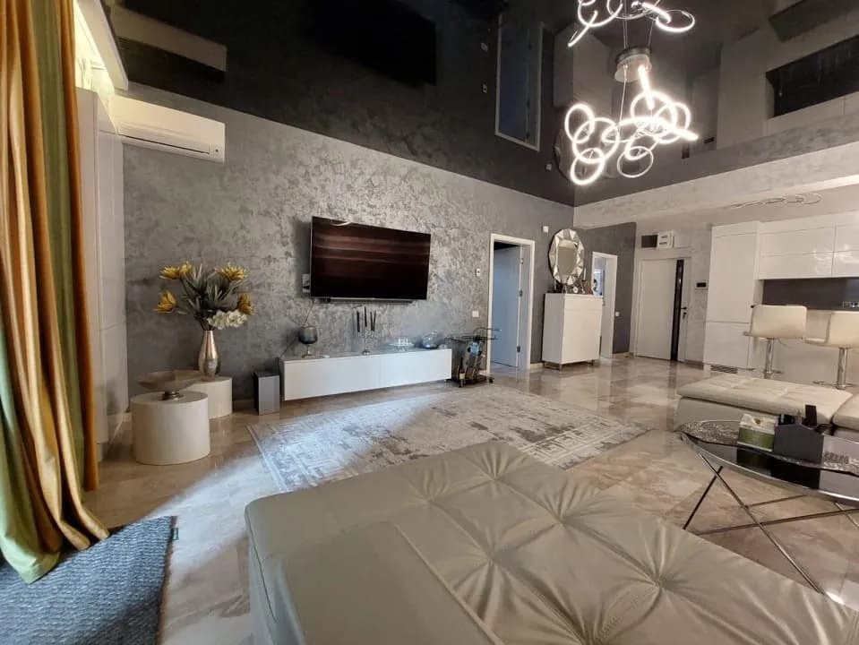 Квартира в Mamaia, 2 комн., 70 м²