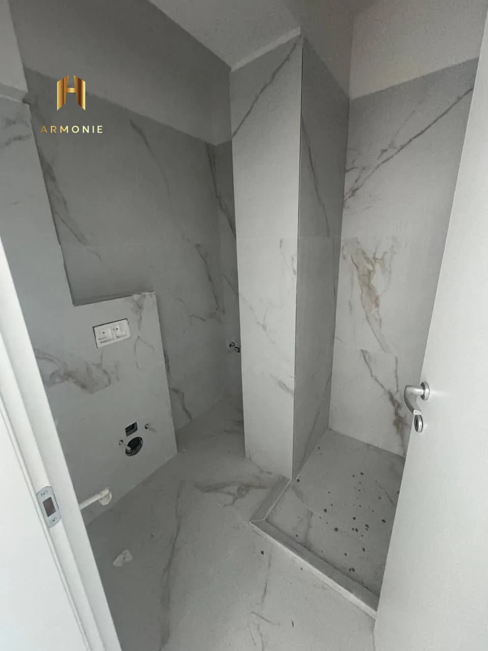 Квартира в Mamaia, 2 комн., 81 м² — фото 4