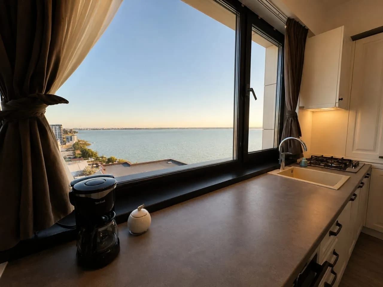 Квартира в Mamaia, 2 комн., 60 м² — фото 3