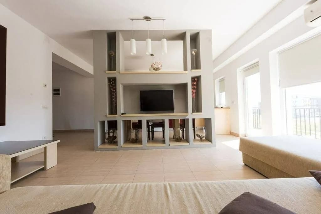 Квартира в Mamaia, 2 комн., 52 м² — фото 2