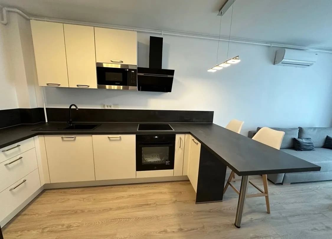 Квартира в Constanta, 2 комн., 55 м² — фото 4