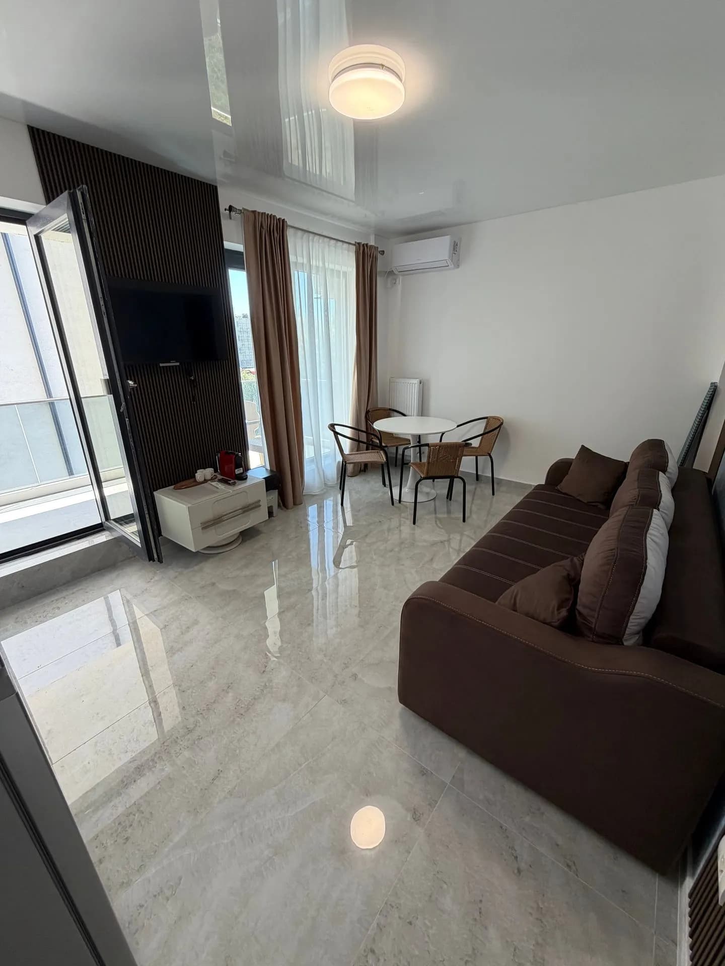 Квартира в Mamaia, 3 комн., 74 м² — фото 2