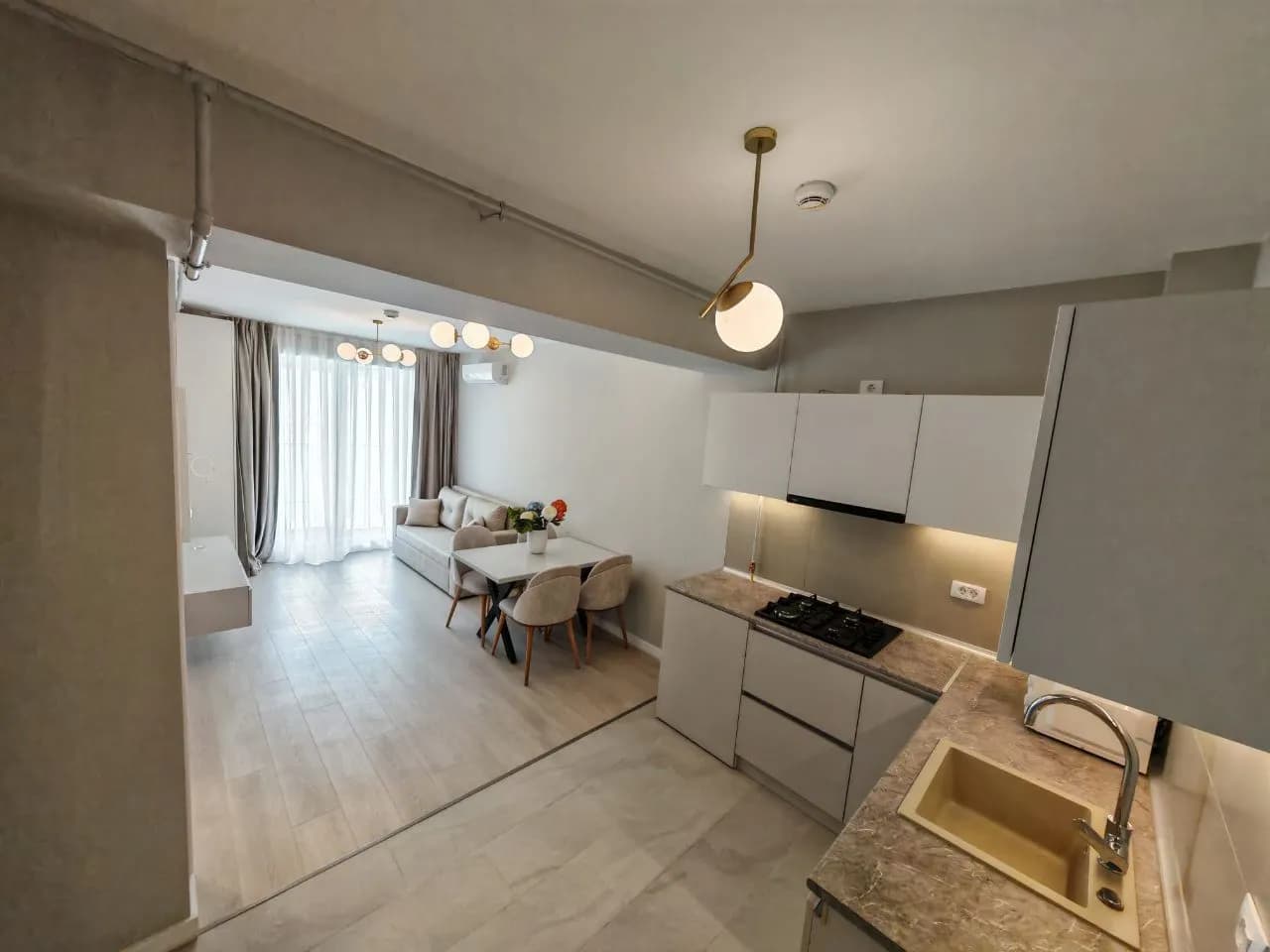Квартира в Mamaia, 2 комн., 45 м² — фото 2
