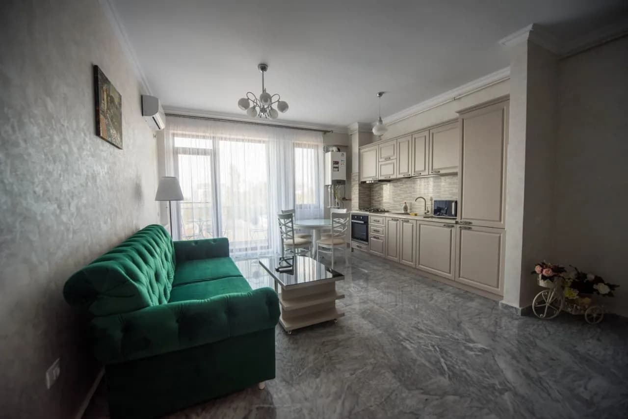 Квартира в Mamaia, 2 комн., 60 м²