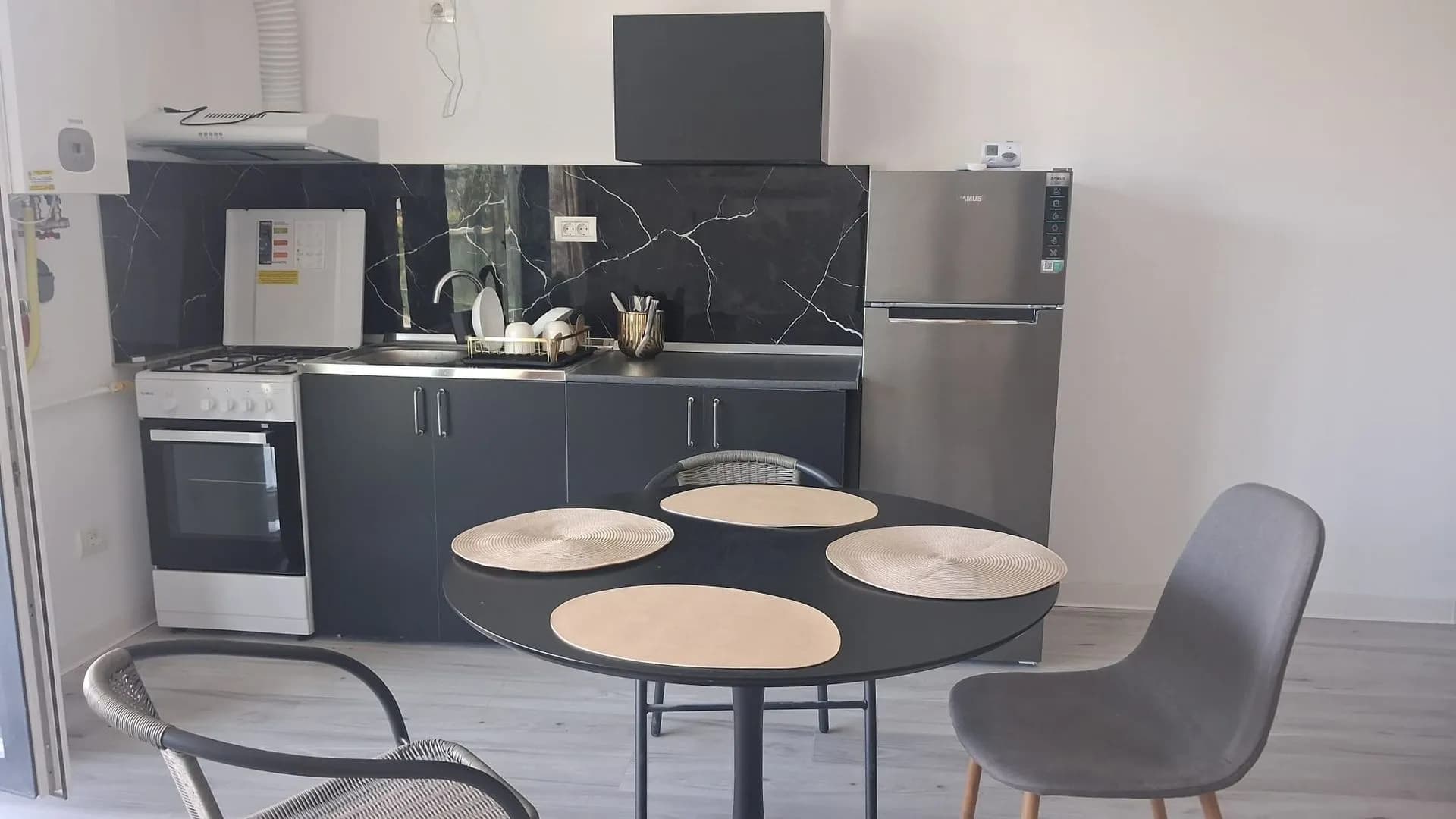 Квартира в Mamaia, 2 комн., 55 м² — фото 4