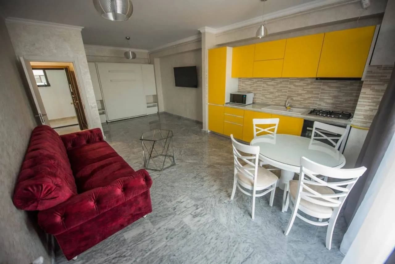 Квартира в Mamaia, 2 комн., 60 м² — фото 1