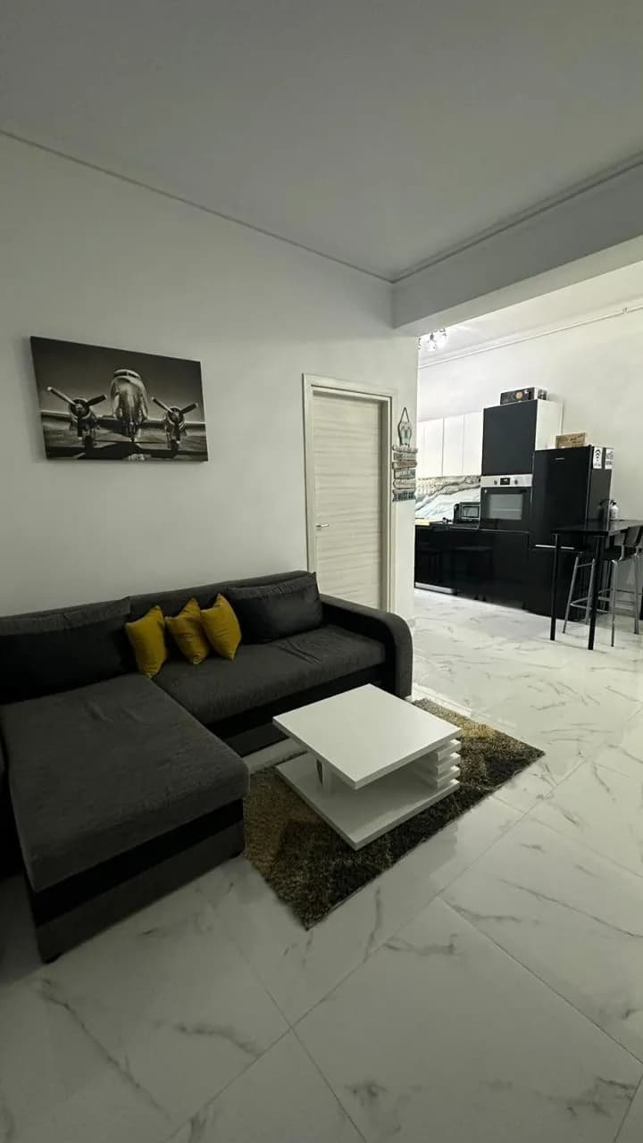 Квартира в Mamaia, 3 комн., 67 м²