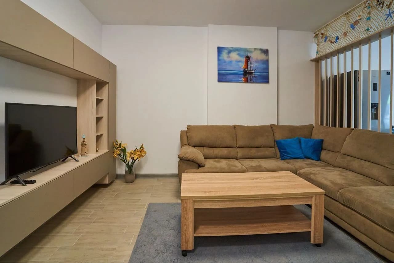 Квартира в Mamaia, 2 комн., 48 м² — фото 2