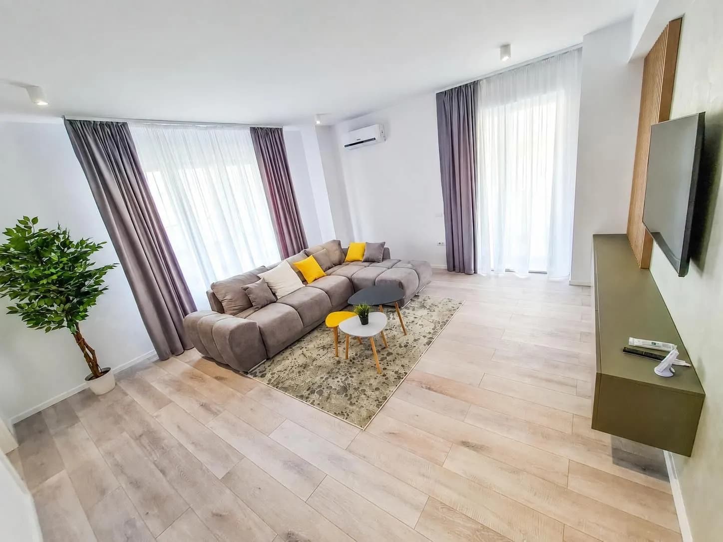 Квартира в Constanta, 2 комн., 70 м² — фото 2