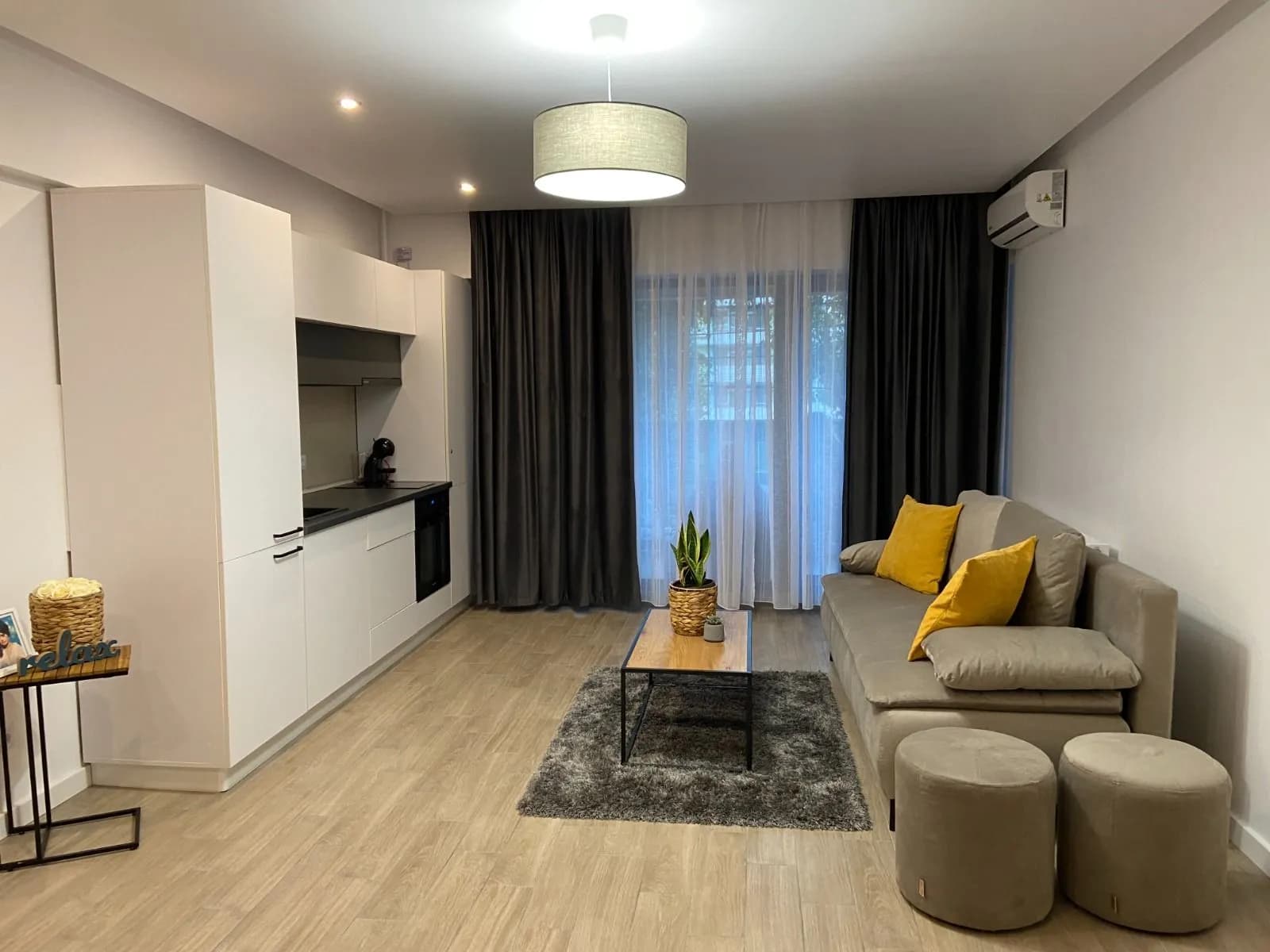 Квартира в Mamaia, 2 комн., 55 м²