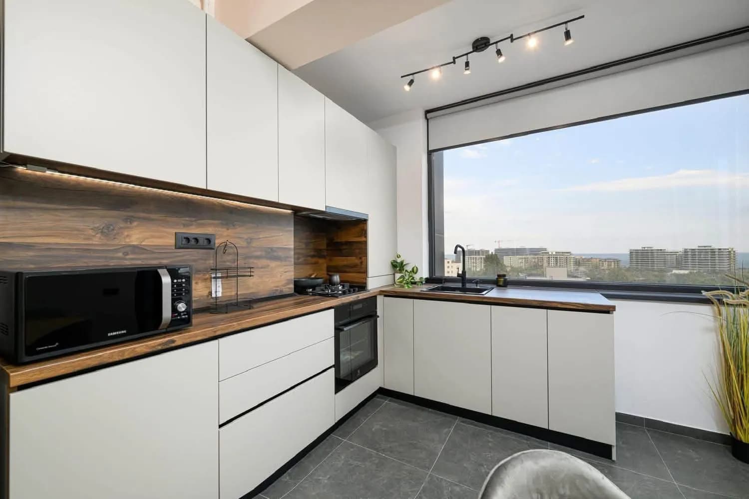 Квартира в Mamaia, 2 комн., 60 м² — фото 4