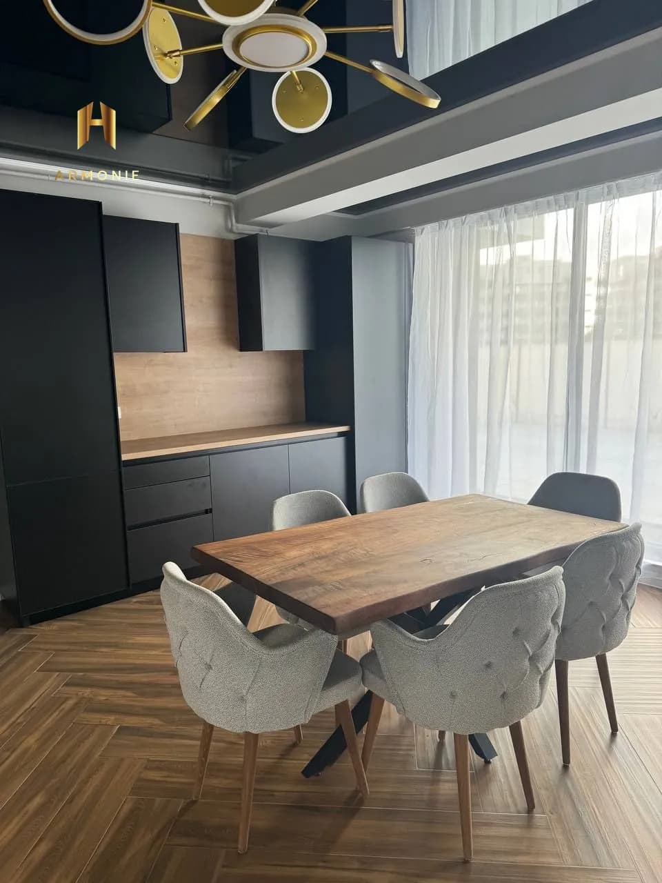 Квартира в Mamaia, 3 комн., 97 м²