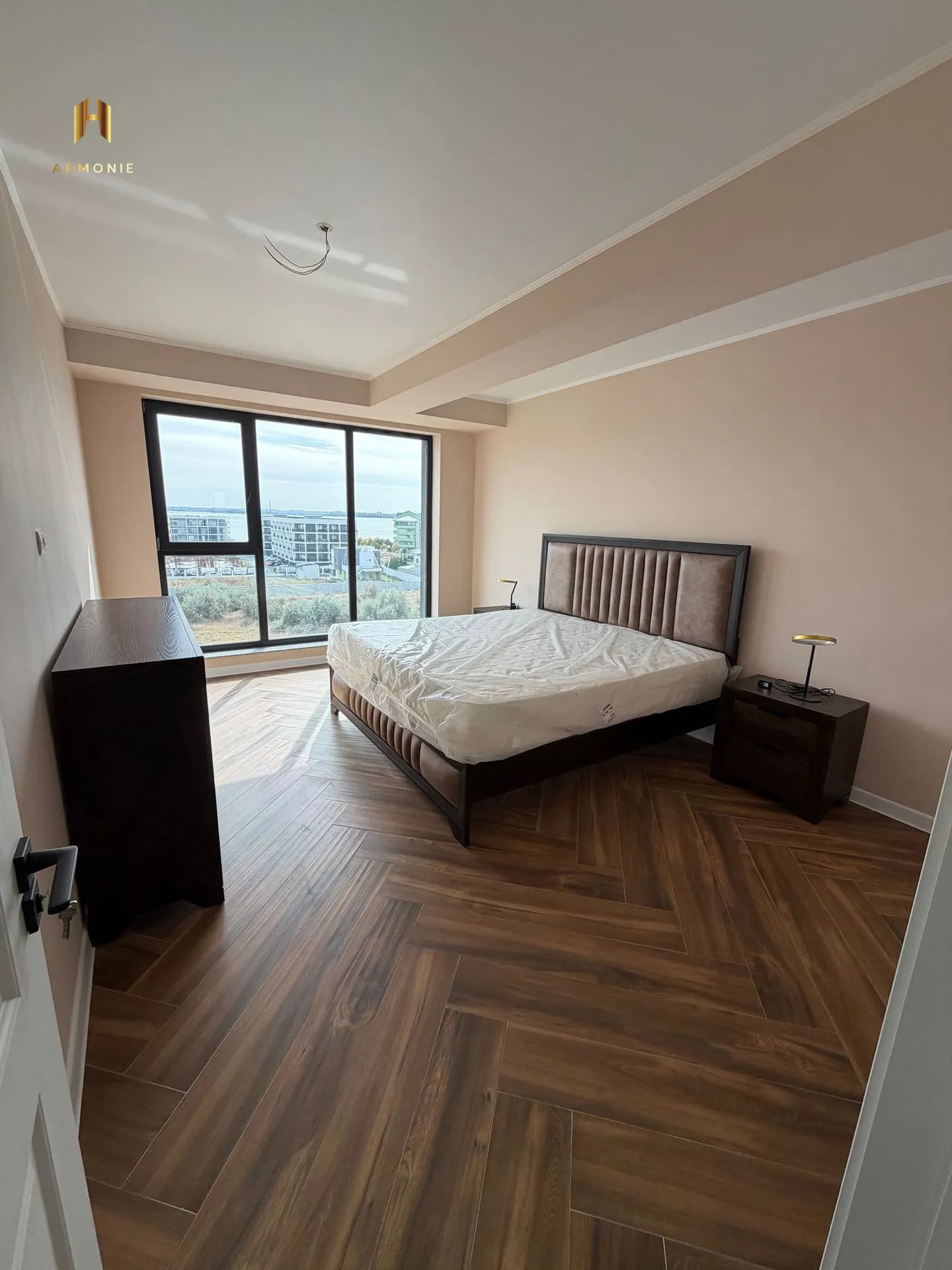 Квартира в Mamaia, 3 комн., 103 м² — фото 3