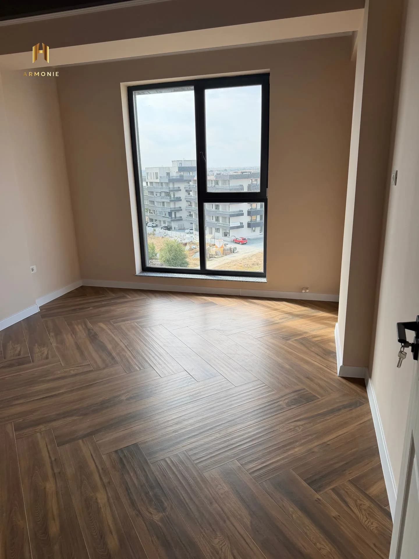 Квартира в Mamaia, 2 комн., 75 м² — фото 3
