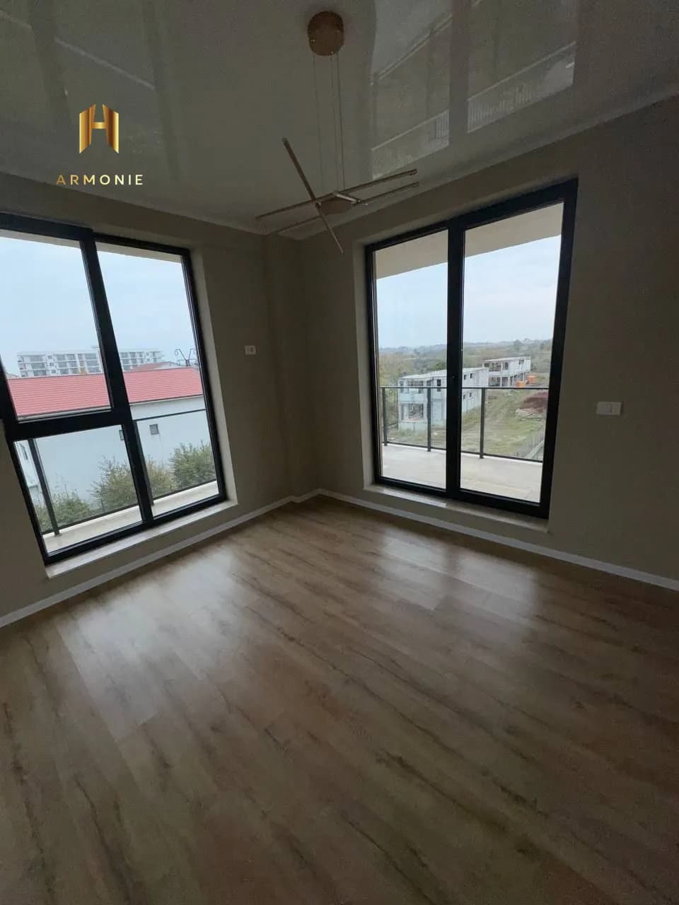 Квартира в Mamaia, 2 комн., 66 м² — фото 1