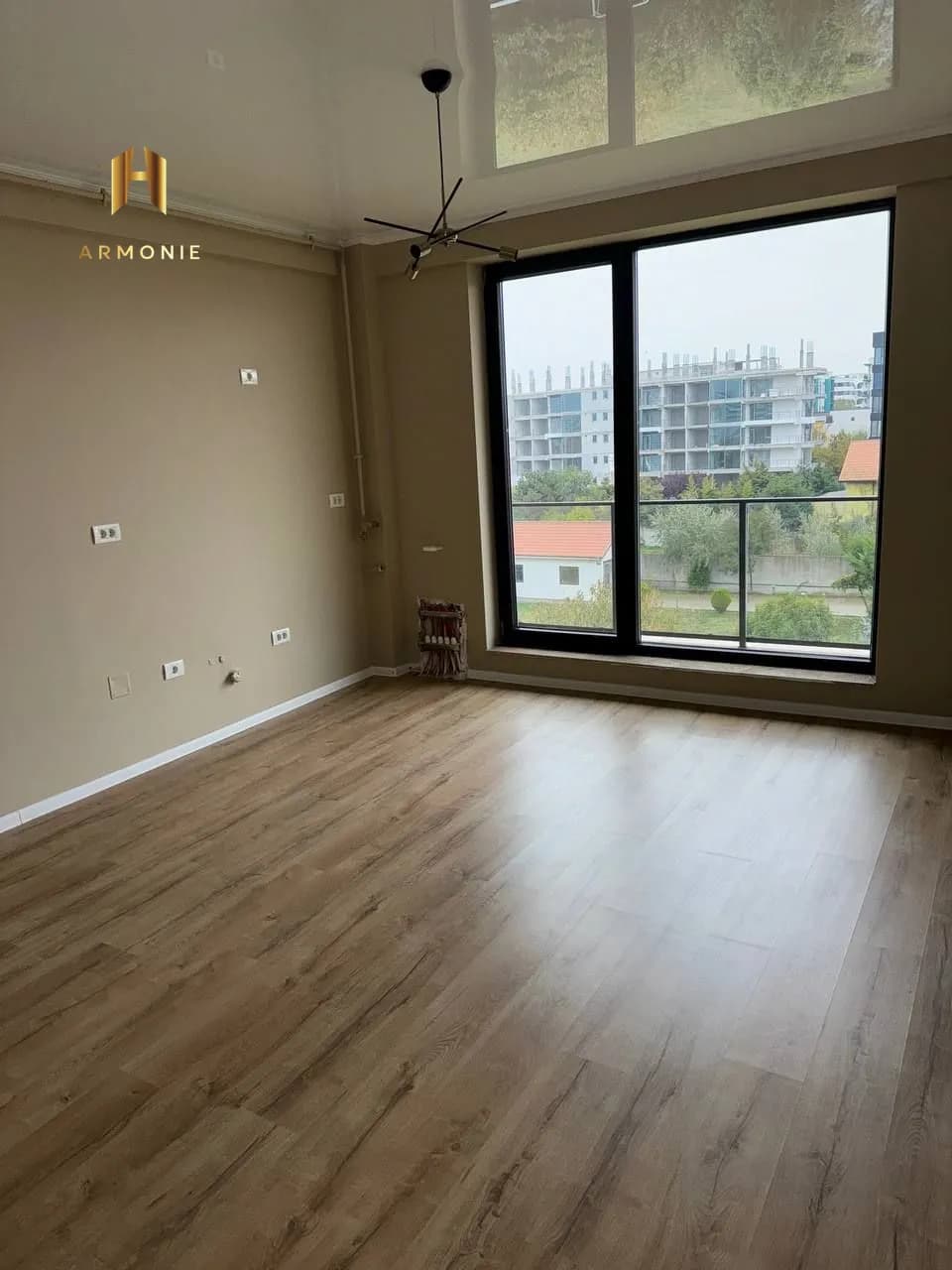 Квартира в Mamaia, 2 комн., 66 м² — фото 2